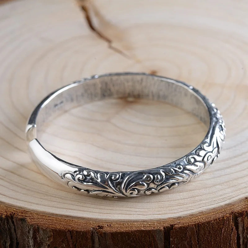 9267115272_1920852753