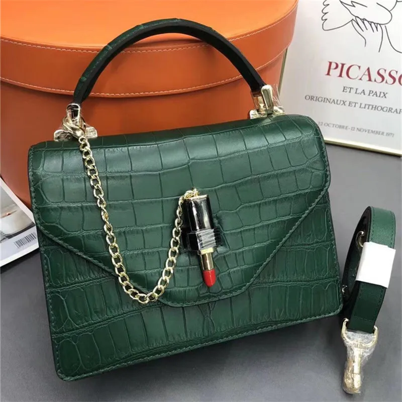 Рисунок 5 - Женский кошелек из натуральной крокодиловой кожи