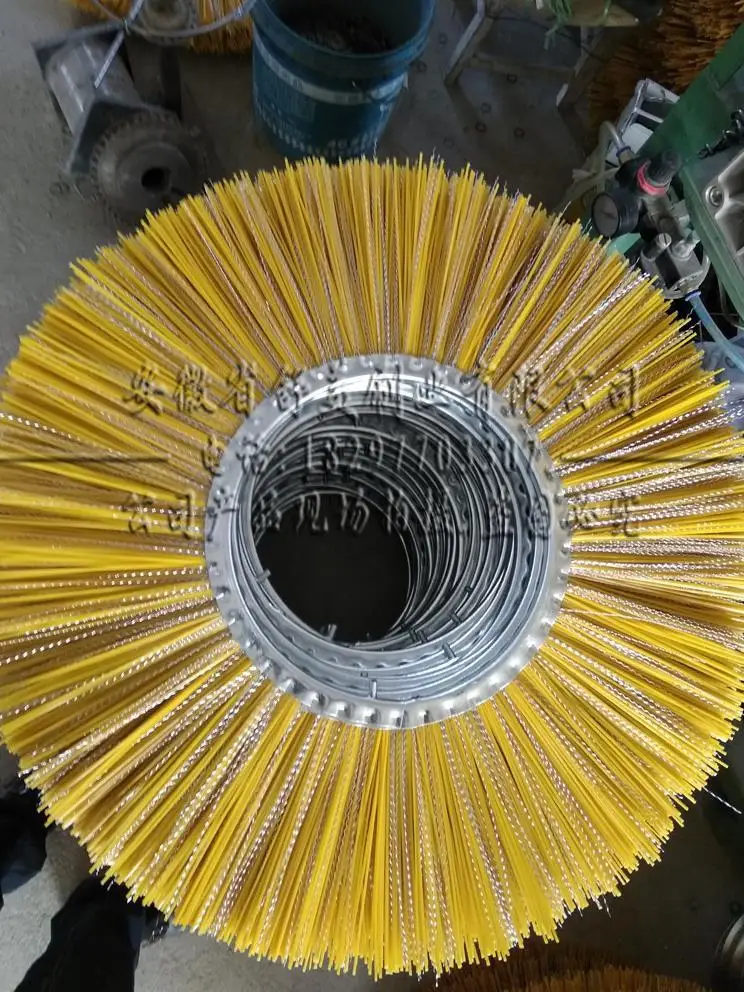 Bobcat car accessories Case of Uneven snow sweeping brush flat brush brushing sanitation compact disk brush snow plows