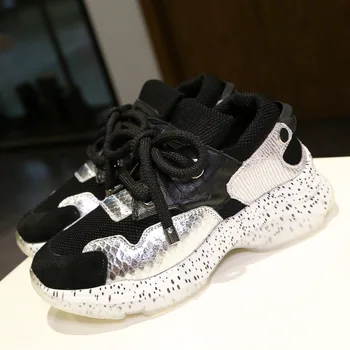 

2019 autumn new wild sports shoes women leather color matching platform casual old shoes wholesale