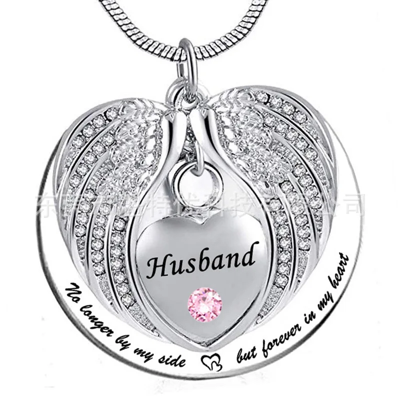 

Europe And America-Style Hot Selling Relatives Ashes Necklace Titanium Steel Heart Shape Cremation Urn Wing Heart Shape Patches