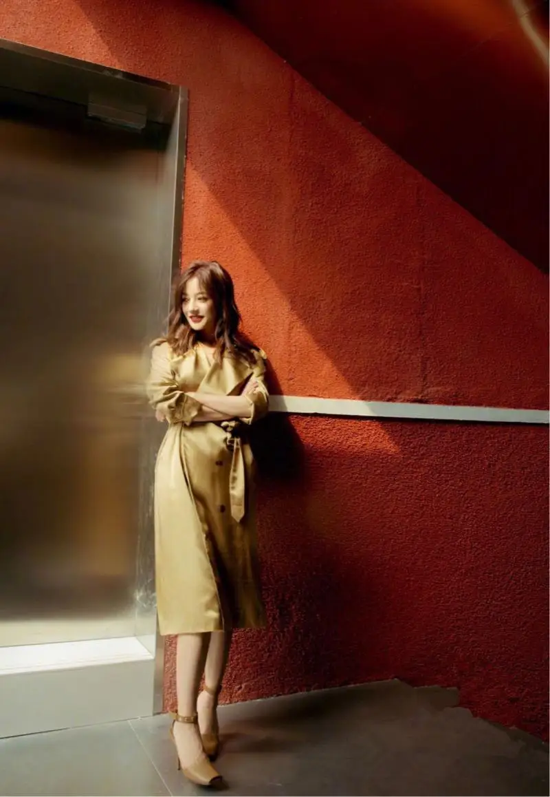Classical Style Fashion Women Trenches Long Sleeve Turn Down Neck Bow Bandage Design Long Trenches Casual Street Trenches Z2724