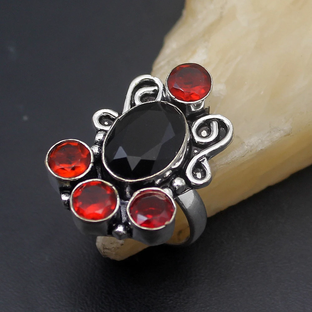 

Magic Vintage Blood Red Garnet 925 Sterling Silver Fashion Jewelry Charms Band Ring Size 7.5 H297