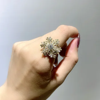 

New Products Classic Snowflake Elegant Copper Micro Pave Ring Adjustable Adjustable Size Zircon High-End Ring Accessories