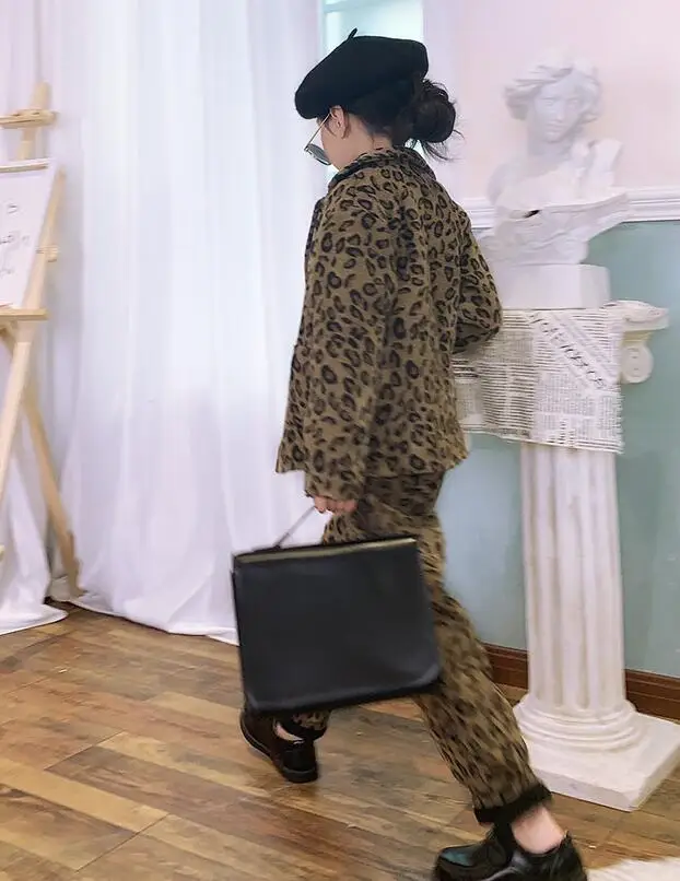 Хлопковый костюм для девочек г. зимний костюм леопардовой расцветки в европейском и американском стиле для крупных детей повседневный Модный комплект из двух предметов