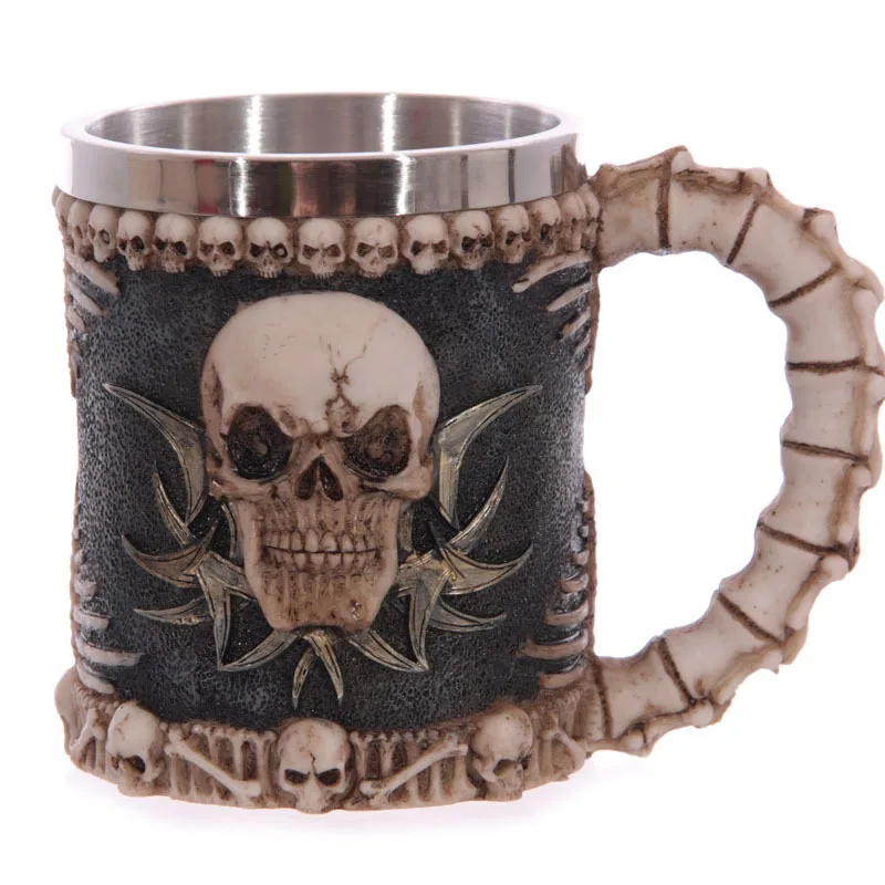 

Creative Helmet Stainless Steel Spoof Simulation Skull Multi-function Mug Stainless Steel Goblet Drinking Cup Coffee Mug