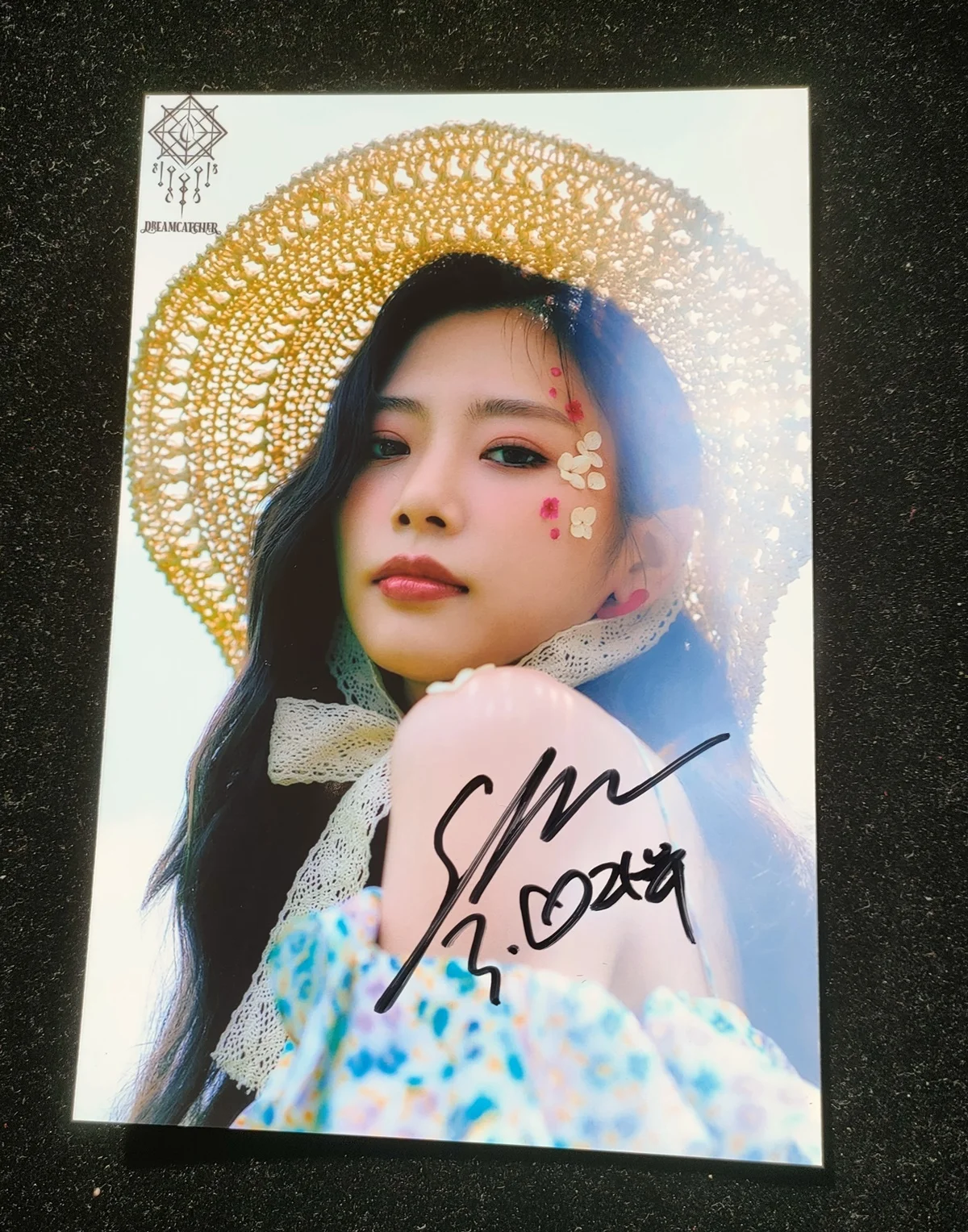 DREAMCATCHER Ji-U Autographed Signed Photo Pictures K-POP