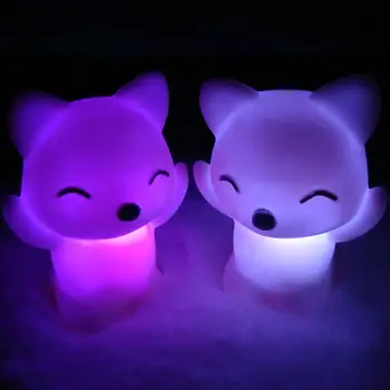 Vos 7 Kleur Veranderende Led Pvc Wit Nachtlampje Kids Slaapkamer Tafellamp Woondecoratie Night Lamp 6X5X7 Cm Vos 7 Kleur Veranderende Led Pvc Wit Nachtlampje Kids Slaapkamer Tafellamp Woondecoratie Night Lamp 6X5X7 Cm