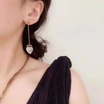 

2020 New Vintage Heart Shaped Rhinestone Earrings Long Earrings Letter Earrings INS Same Style Best Gift Mother's Day Gift
