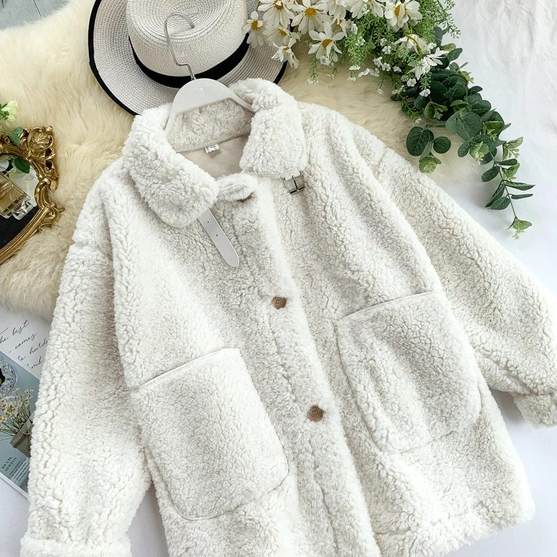 Winter Women Fashion Loose Long Sleeve Velvet Oversize Coat Female Casual Fur Grass Large Pocket Sheep Shearing Coat Outwear