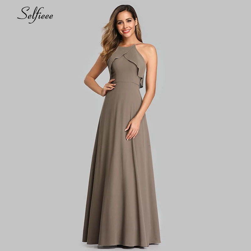 

Elegant Women Dress A-Line Sleeveless Spaghetti Straps Ruffles Maxi Dress Simple Chiffon Long Party Dress Vestido De Festa 2019