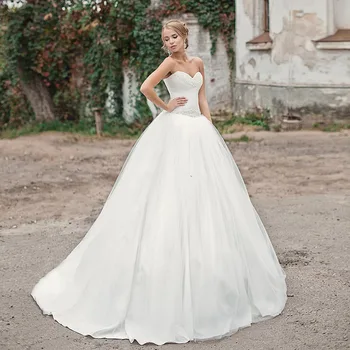 

Custom Made Pearls Crystal Pleat Tulle Princess Wedding Dresses Robe Mariee Sweetheart Neck Lace Up Back White Wedding Gowns