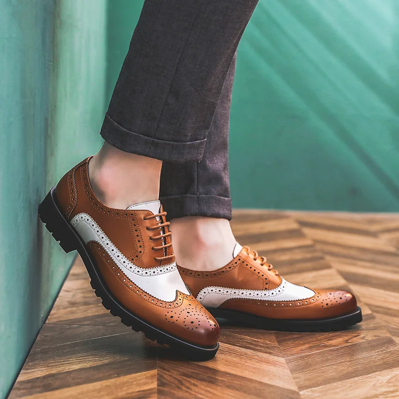 Yomior/разноцветные Новые Мужские модельные туфли в британском стиле повседневные деловые туфли-Броги из натуральной кожи Свадебные Лоферы черного цвета