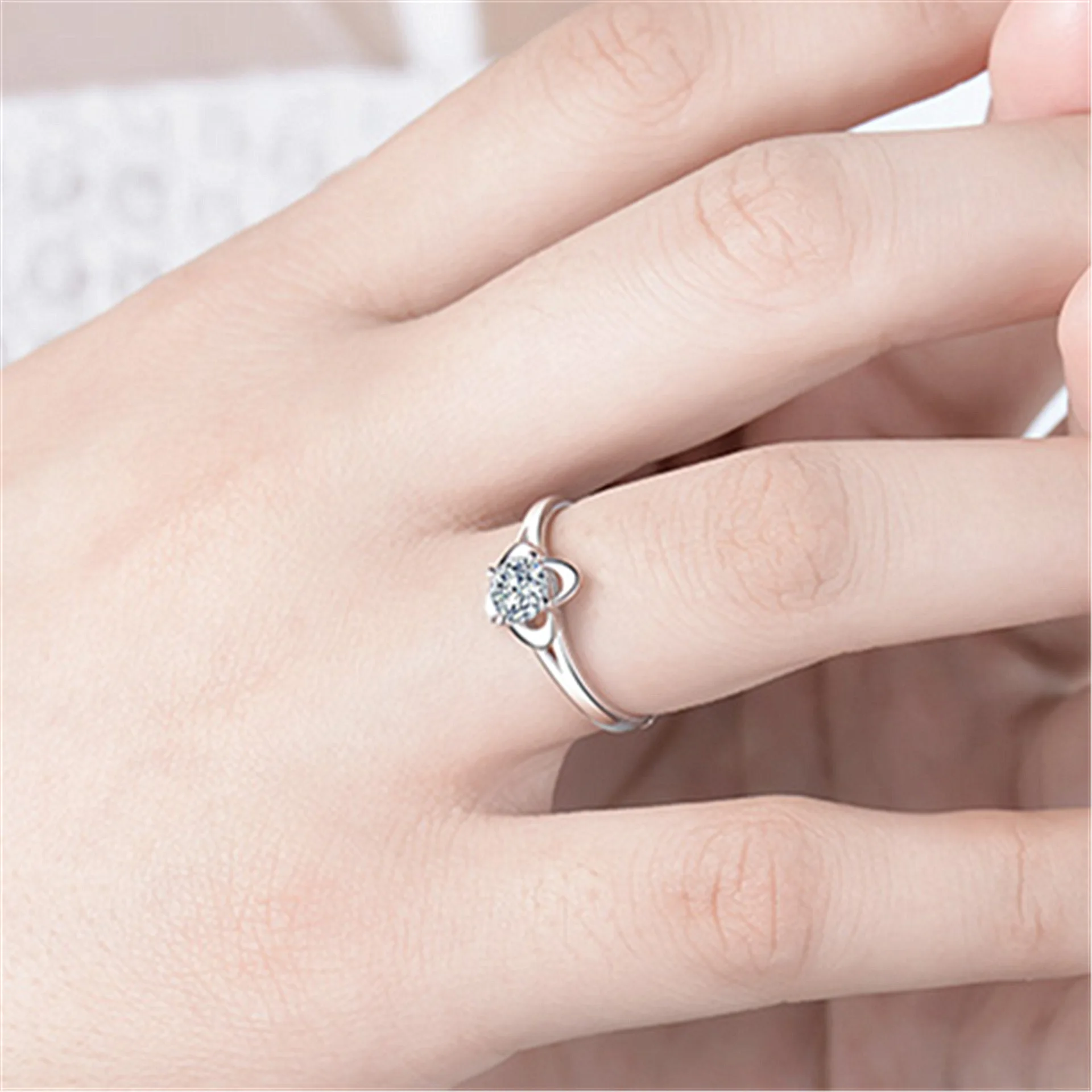 925 Silver Rings For Women AAA White Zircon Cubic Elegant Ring Female Wedding Jewerly 4-Leaf Flower Crystal Ring 6/7/8/9/10 Size