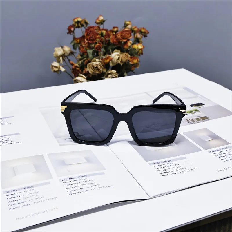 2022 Women's Oversized Square Sunglasses Retro Trend Frame Brand Desiger Shade Sun Glasses Popular Outdoor UV Protection UV400 square sunglasses