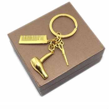 Billige 1PCS Persönlichkeit Mode Haar Werkzeuge Haar Trockner Kämme Schere Anhänger Zink-legierung Keychain Salon Kreative Geschenk Heißer Verkauf