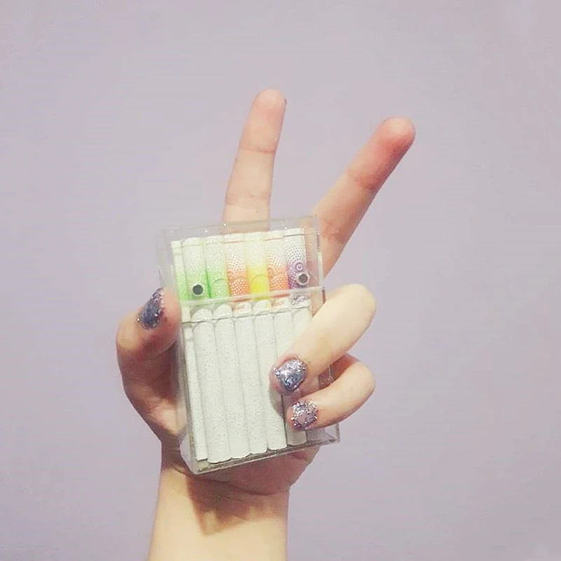 Flash cigarettes. Flash cigarettes