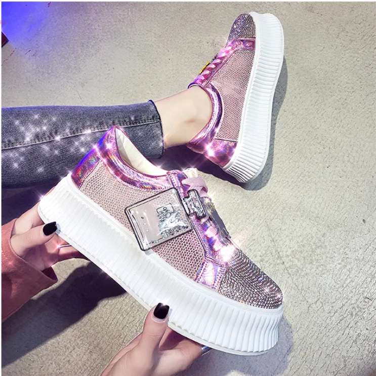 

Women Shoes Super Light Women Sneakers Mesh Women Casual Shoes Vulcanize Breathable Trainers Bling Rhinestones White Sneakers