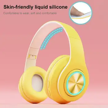 

Bluetooth 5.0 Wireless TF Card 3.5mm Jack RGB Light Stereo Headset Headphones