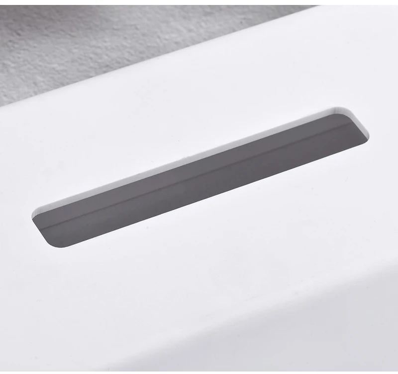 TB013...............