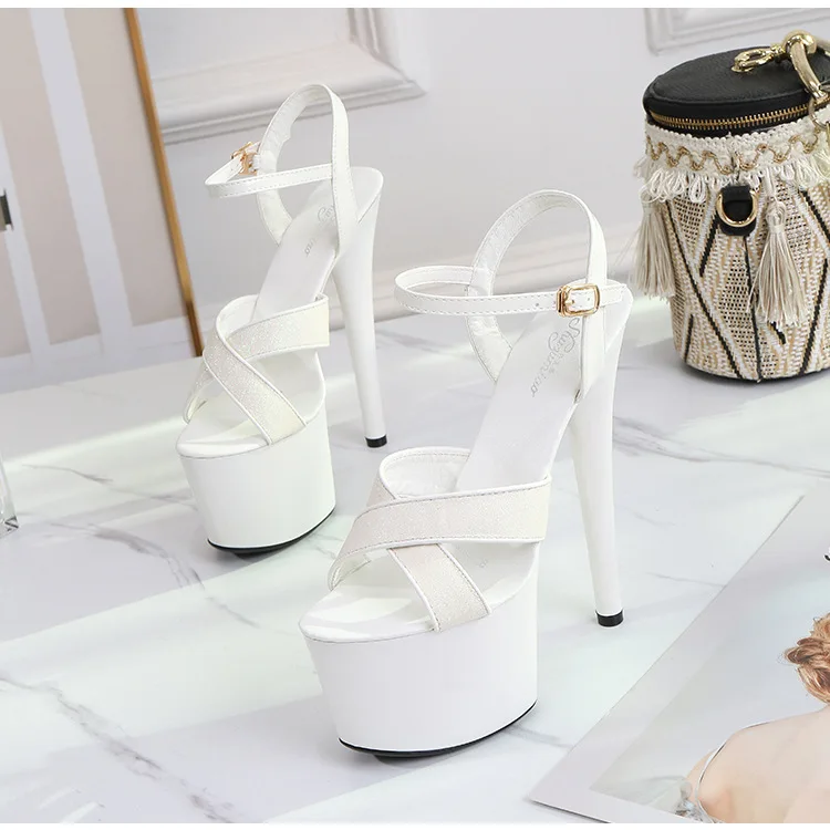 12990153377_2138732029