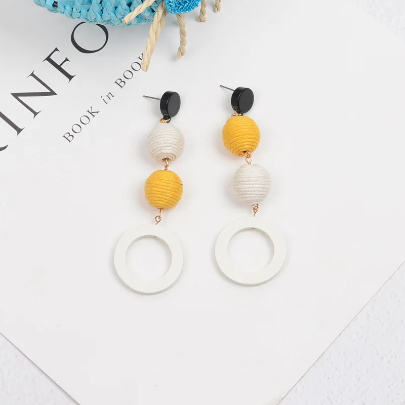 9223442209_1122504805