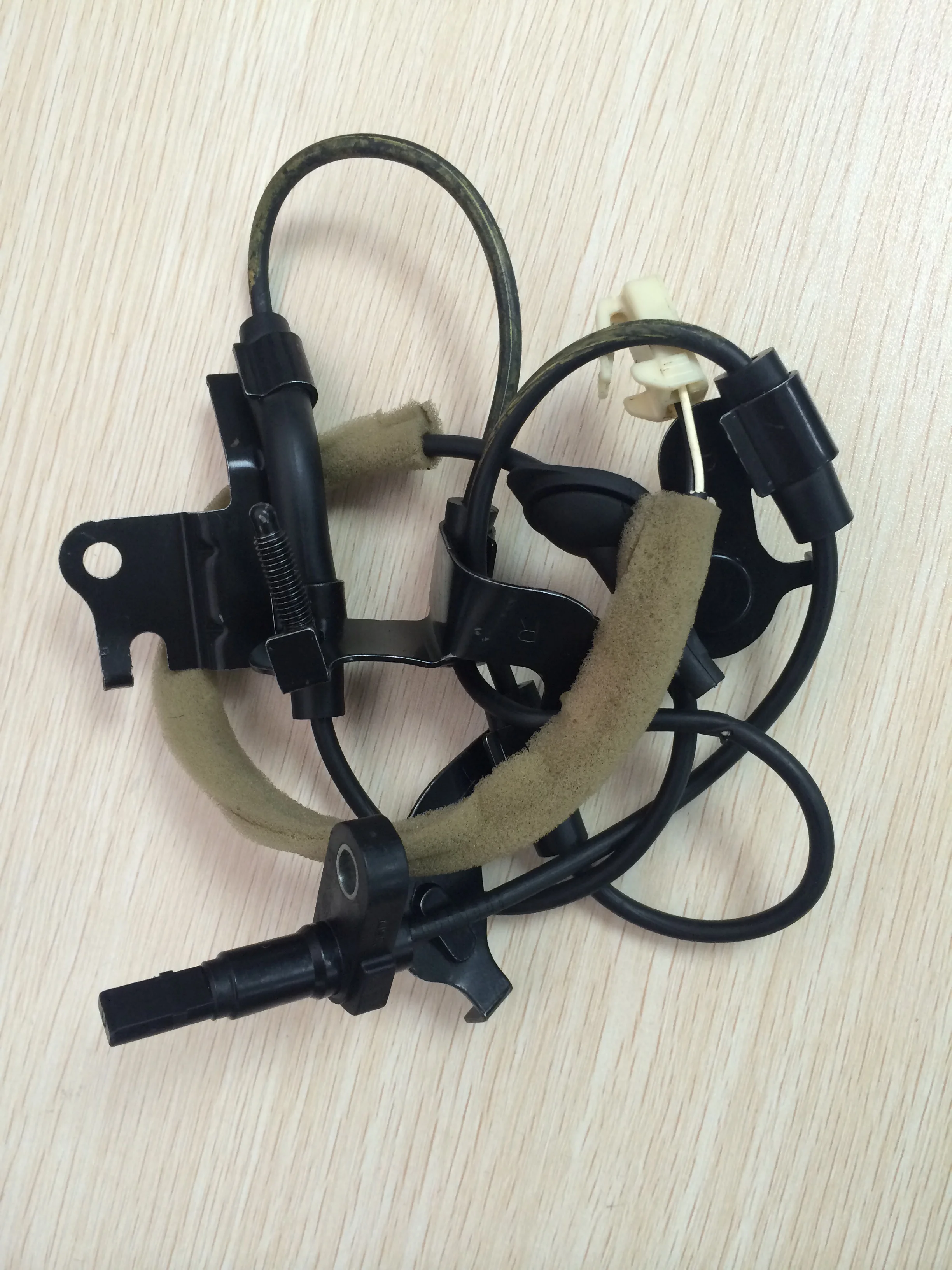 Подлинный Датчик ABS задний правый для TOYOTA RAV4 8954542040 ALS1251 5S11395 89545-42040 | Автомобили и