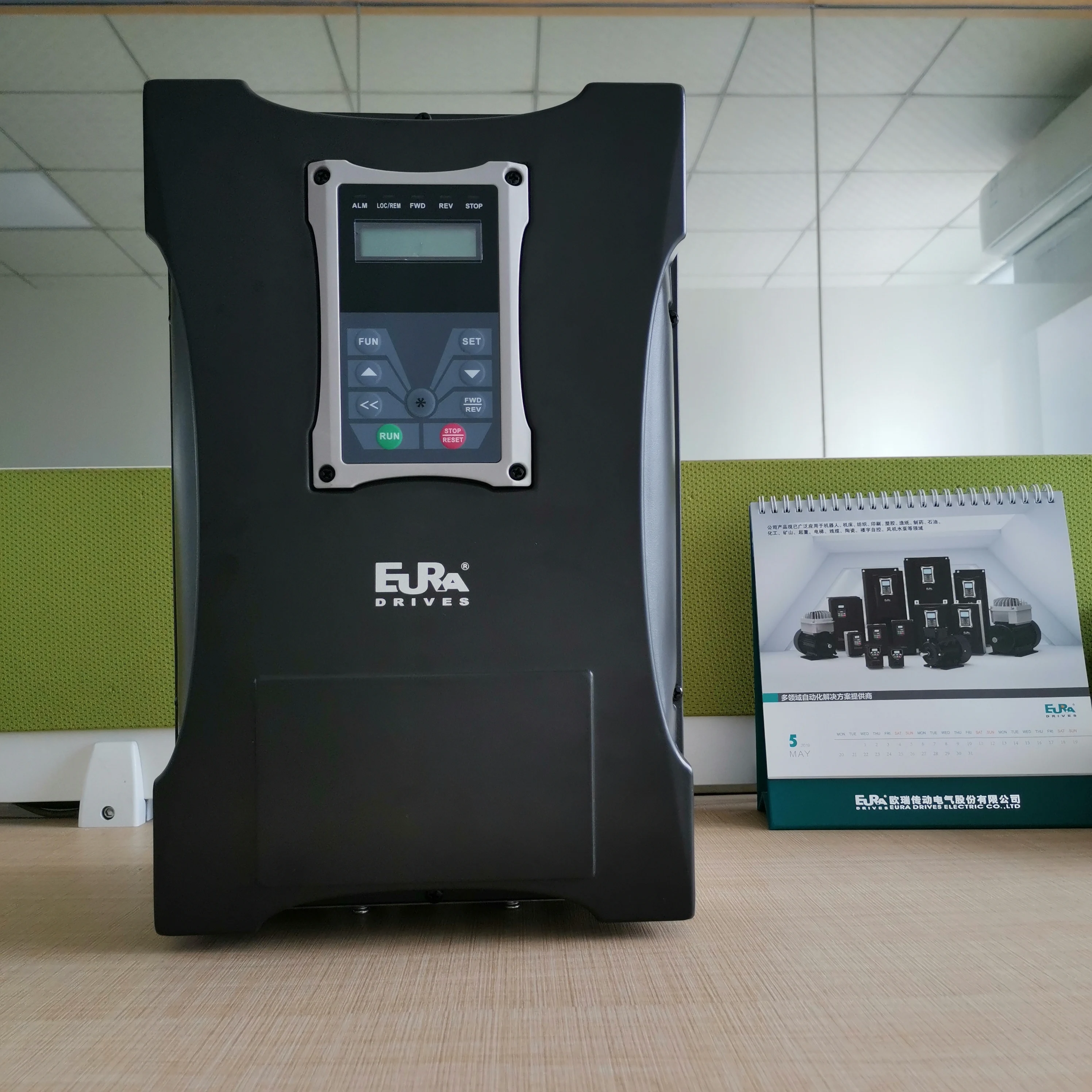 Новый VFD EP66 series 3PH AC380V 2.2kw AC drive IP66 Защита уровня инвертора|Инверторы и конвертеры| |