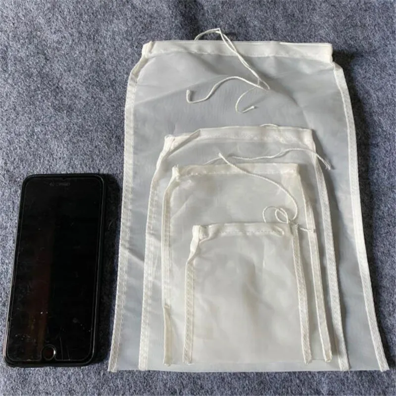 Reusable Fine Mesh Nut Milk Bag and Strainer for Homemade Drinks and Infusions, 20x30cm