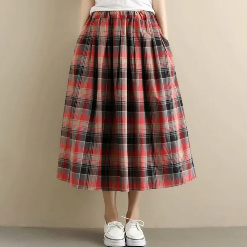 red plaid Осенне-зимние женские юбки в винтажном стиле Mori Girl с высокой талией трапециевидной формы с косыми карманами, длинные юбки миди из хлопка и льна в клетку - Цвет: red plaid