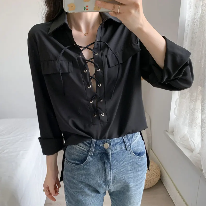 

Korean Style Fashion Black Blouse Women Spring Lacing Up Front Design Ovesize Top Loose Fitting Plus Size Turn Collar Clothes