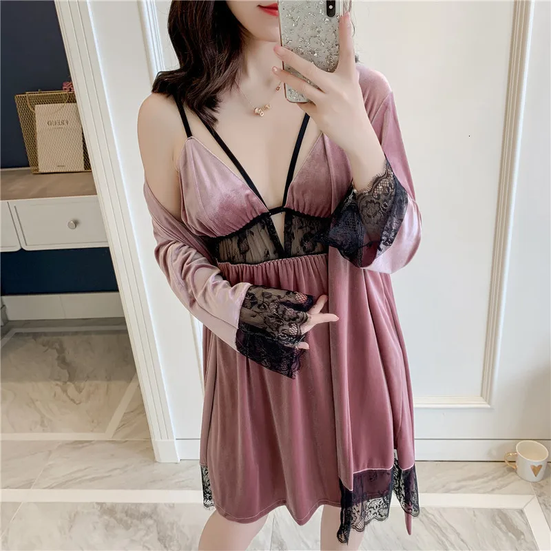 Lisacmpvnel Winter New Gold Velvet Keep Warm Lace Sexy Hollow Out Robe Set V Lead Sexy Long Sleeve Women Sleepwear