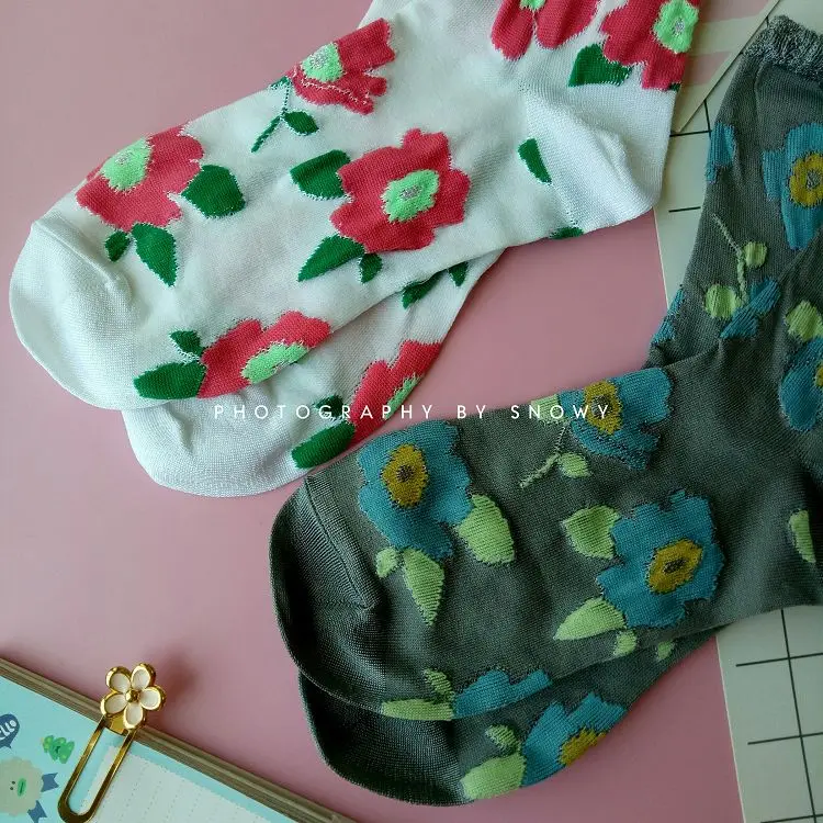 Temperament hollow mesh crocheted flowers glitter onion lace retro silk female socks