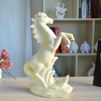 

Year of the Horse Gifts, Flower Crafts, Creative Desk Decorations and Decorations, Successful Horses Ceramic Simulation Horses