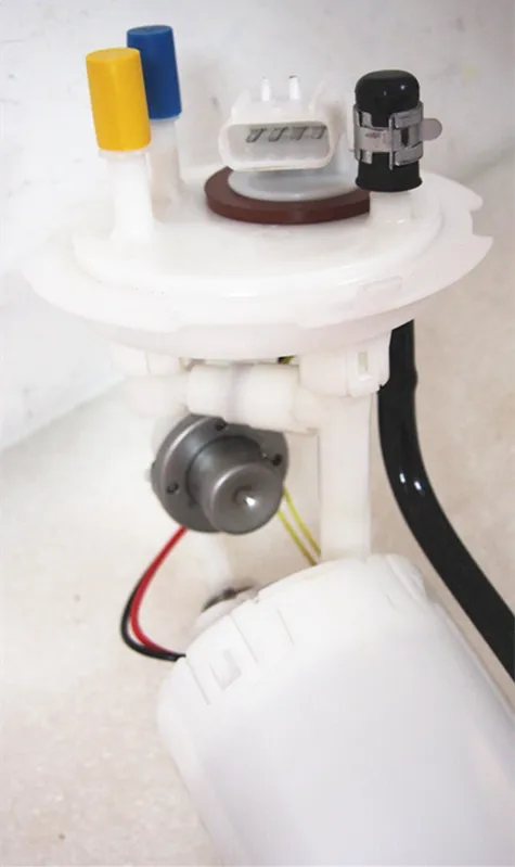 FUEL PUMP MODULE ASSEMBLY 95-96 DODGE NEON 2.0L 95-96 PLYMOUTH NEON 2.0L FUEL PUMP MODULE ASSEMBLY 95-96 DODGE NEON 2.0L 95-96 PLYMOUTH NEON 2.0L