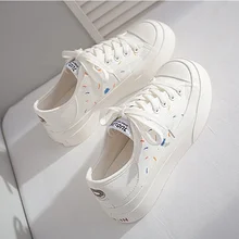 

Designer Canvas Sneakers Women White Lace Up Platform Casual Vulcanized Sports Shoes 2021 New Ins Trend Summer Breathable Flats