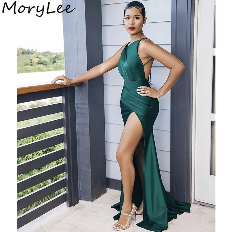 

Backless Bridesmaid Dresses African Spaghetti Straps Sweep Train Side Slit Silk Satin Pleated Wedding Party Bridemaid Dresses