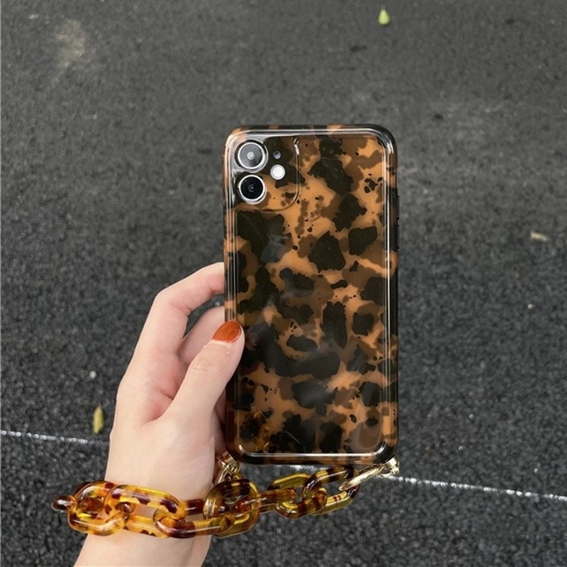 Hot Luxury vintage amber leopard print acrylic wrist bracelet phone case for iphone 11 Pro Max 12 7 8 Plus X XS XR cover | Мобильные