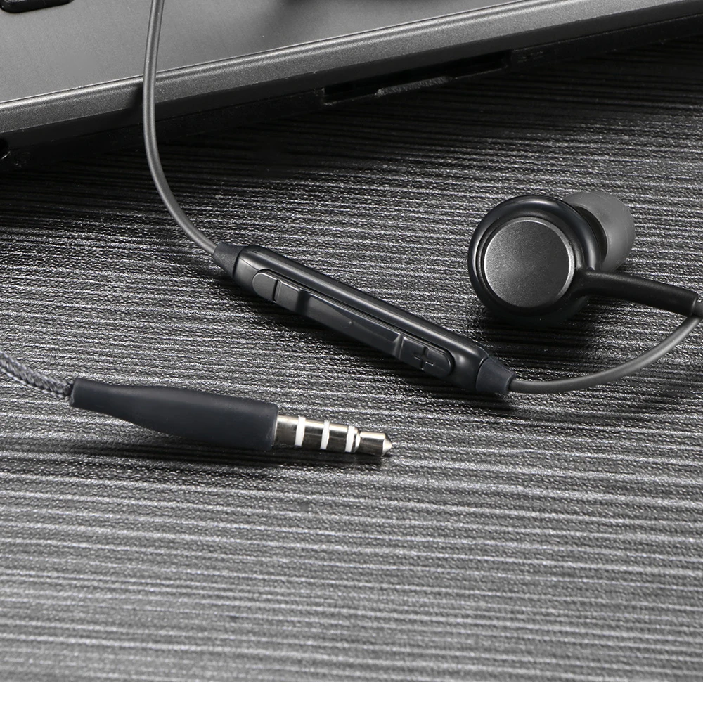 Магнитные наушники Bluetooth водонепроницаемые спортивные 4 2 с зарядным кабелем