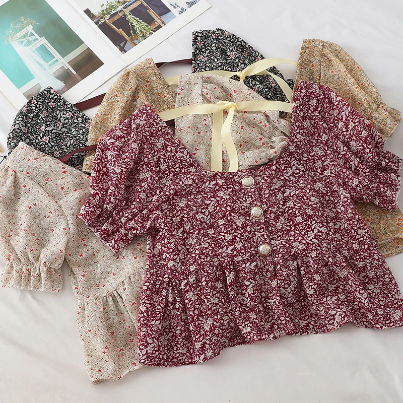 

Cute Women Chiffon Shirt Preppy Style Floral Print Ladies Short Style Tops Sweet Single-breasted Womens Square Collar Blouses