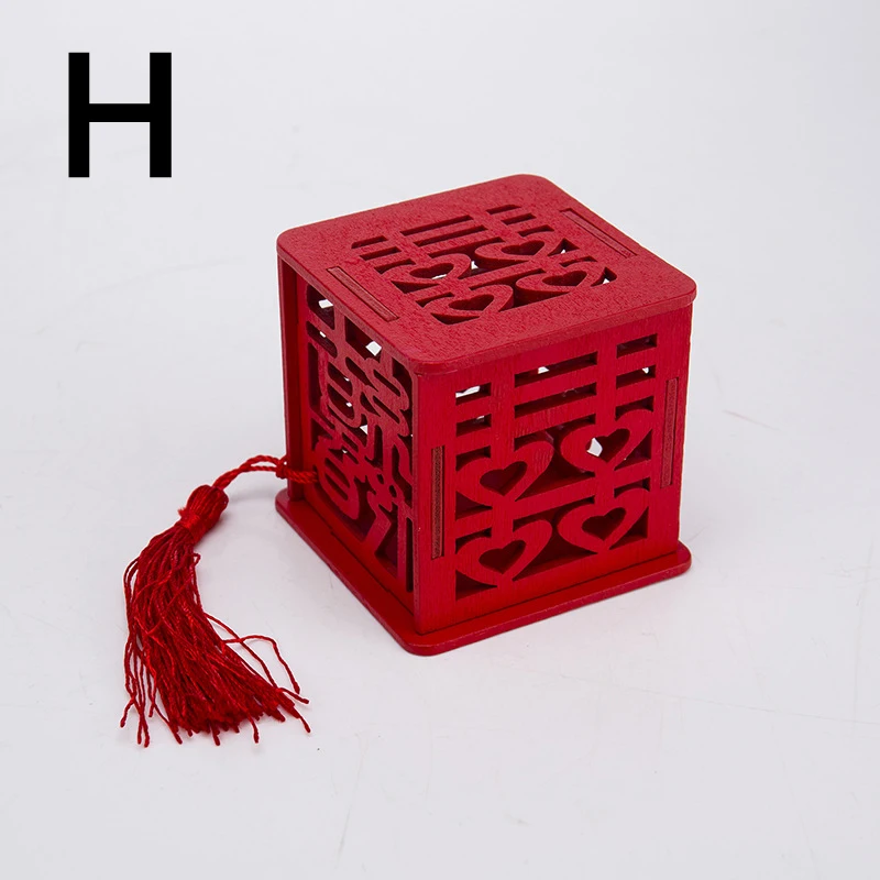 Tassel Candy Storage Box For Wedding Party Vintage Chinese Red Wooden Hollow Box Chocolate “Chinese Love”Container - Цвет: H-6.5x6.5cm