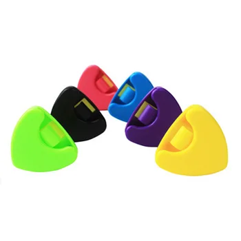 

Durable Plastic Guitar Pick Holder Mediator Quick Storage Self Adhesive Plectrum Case Box Electric Acoustic Guitar Accessories