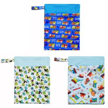 

2019 3PCS Reusable Waterproof Fashion Prints Wet Dry Diaper Bag Double Pocket Cloth Handle Wetbags 30*40CM Wholesale