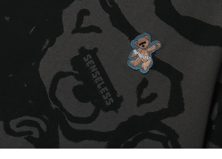 Senseless Bear Head Doodle Graphic T-Shirt Hdeb4e9dfbf4f472081d384ef452c4d8bV