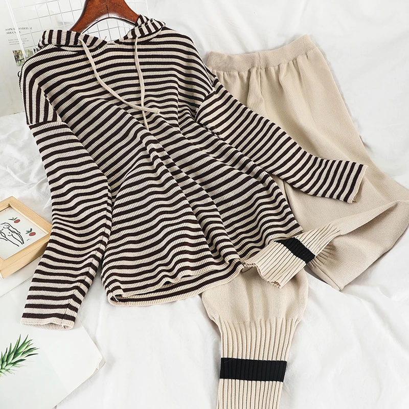 

Mooirue 2019 Winter Sweater 2 Piece Set Women Striped Pullover Hooded High Waist Pants Casual Vintage Warm Korean Style Sets