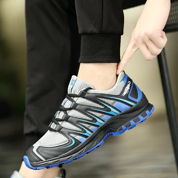 

Men Breathable hiking shoes Outdoor Climbing Sneakers Non-slip Camping shoes for Men Tactical Shoes Men