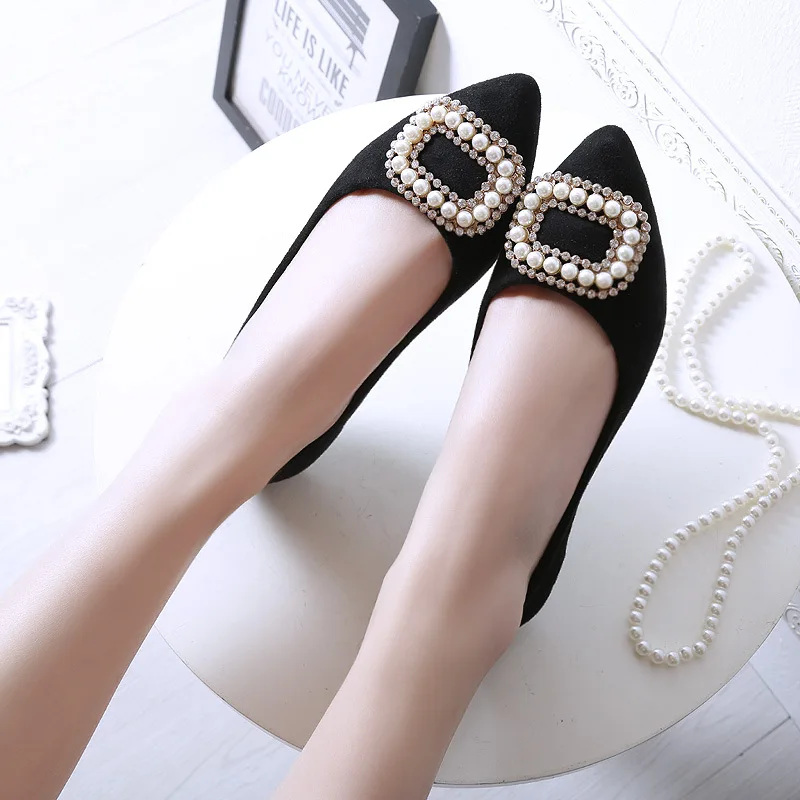 

Work Shoes 2019 Spring Women's Flat Shoe Square Buckle Man-made Diamond Side Scoop Bootie Pointed Shallow Mouth Large Size WOMEN
