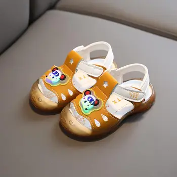

2020 new summer LED light shoes children sandals boys and girls fashion sandals children baby luminous shoes sneaker