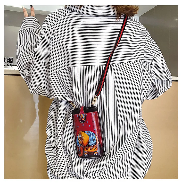 10852551237_817567204