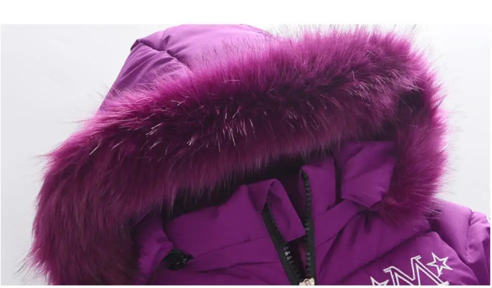 Милые зимние куртки для девочек; коллекция года; модное пальто для девочек с рисунком Минни; теплая плотная верхняя одежда с капюшоном для маленьких детей; детские парки
